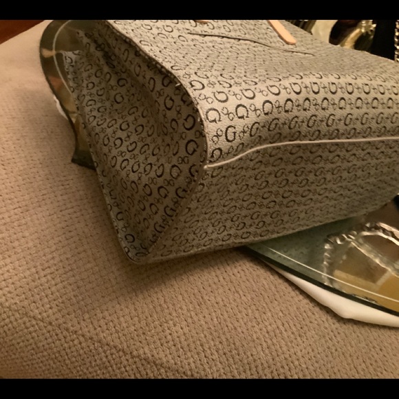 Guess Tote - Picture 8 of 13